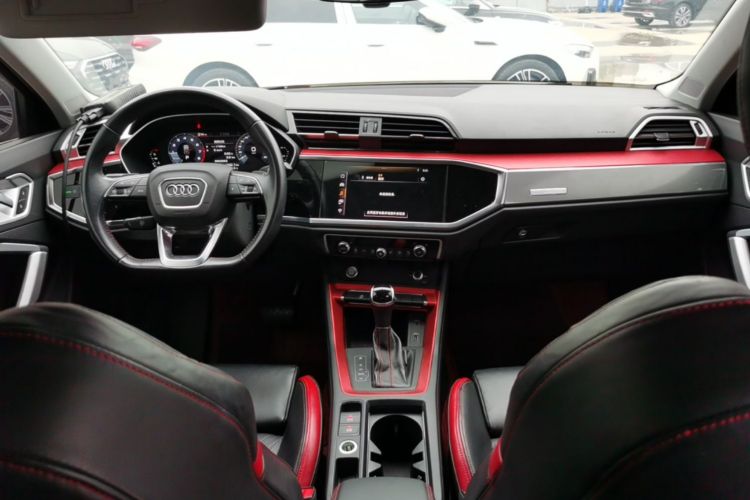 Audi Q3 2020 #11 Audi Q3 2020 car image #11