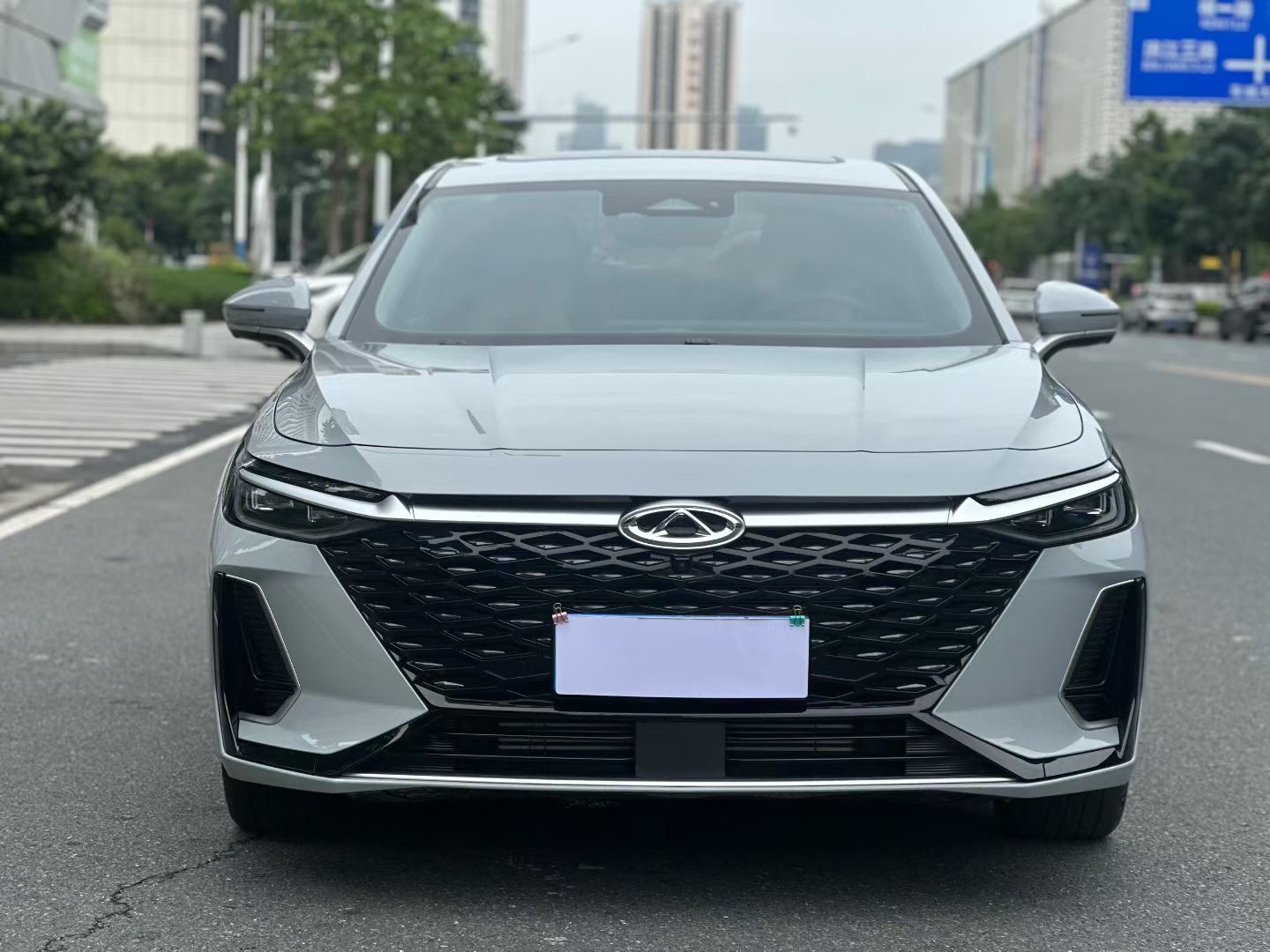 Chery Arrizo 8 2025 car image #2