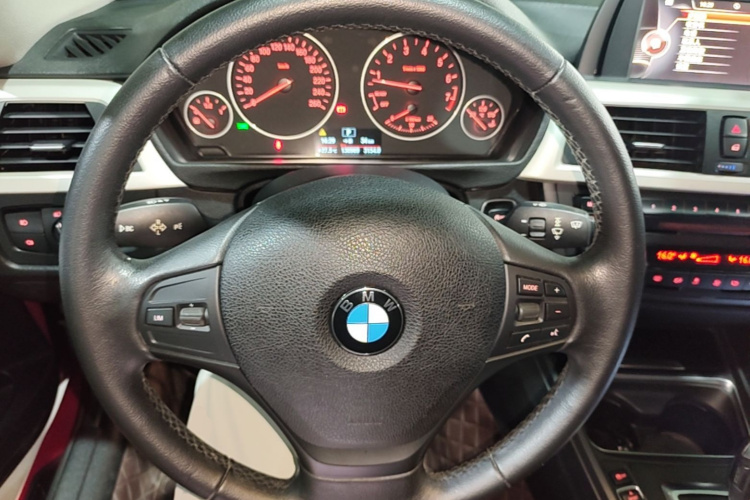 BMW 3 Series 2015 #11 BMW 3 Series 2015 immagine di auto #11
