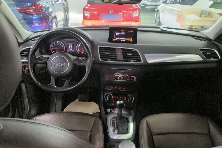 Audi Q3 2017 image de voiture #10