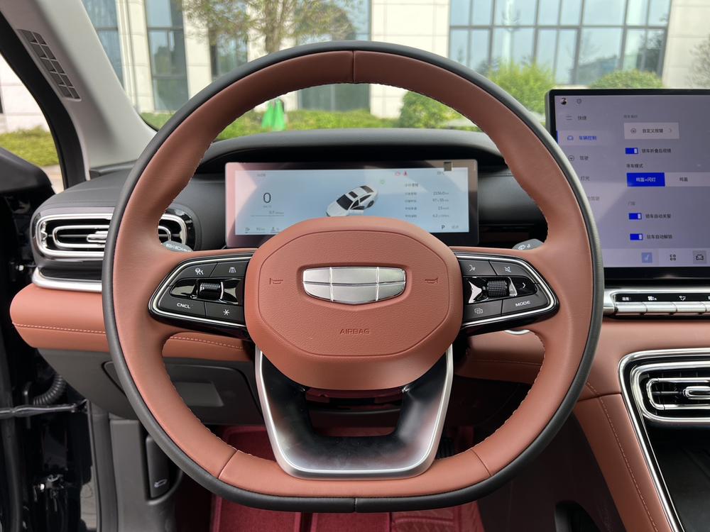 GEELY Emgrand 2026 #8 GEELY Emgrand 2026 car image #8