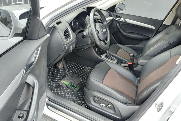 Audi Q3 2019 #16 Audi Q3 2019 car image #16