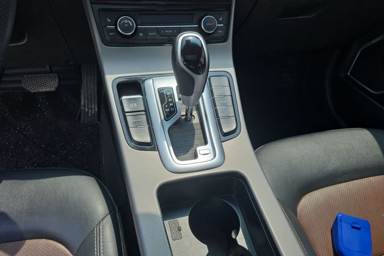 GEELY Emgrand GL 2018 imagem de carro #14