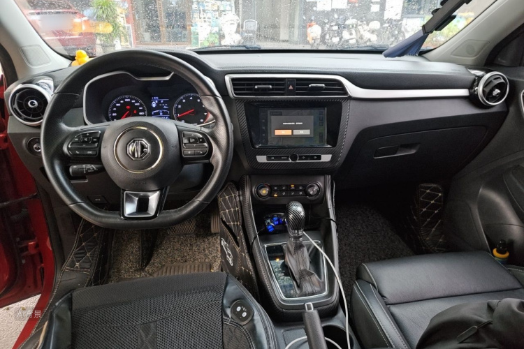 MG ZS 2017 car image #11