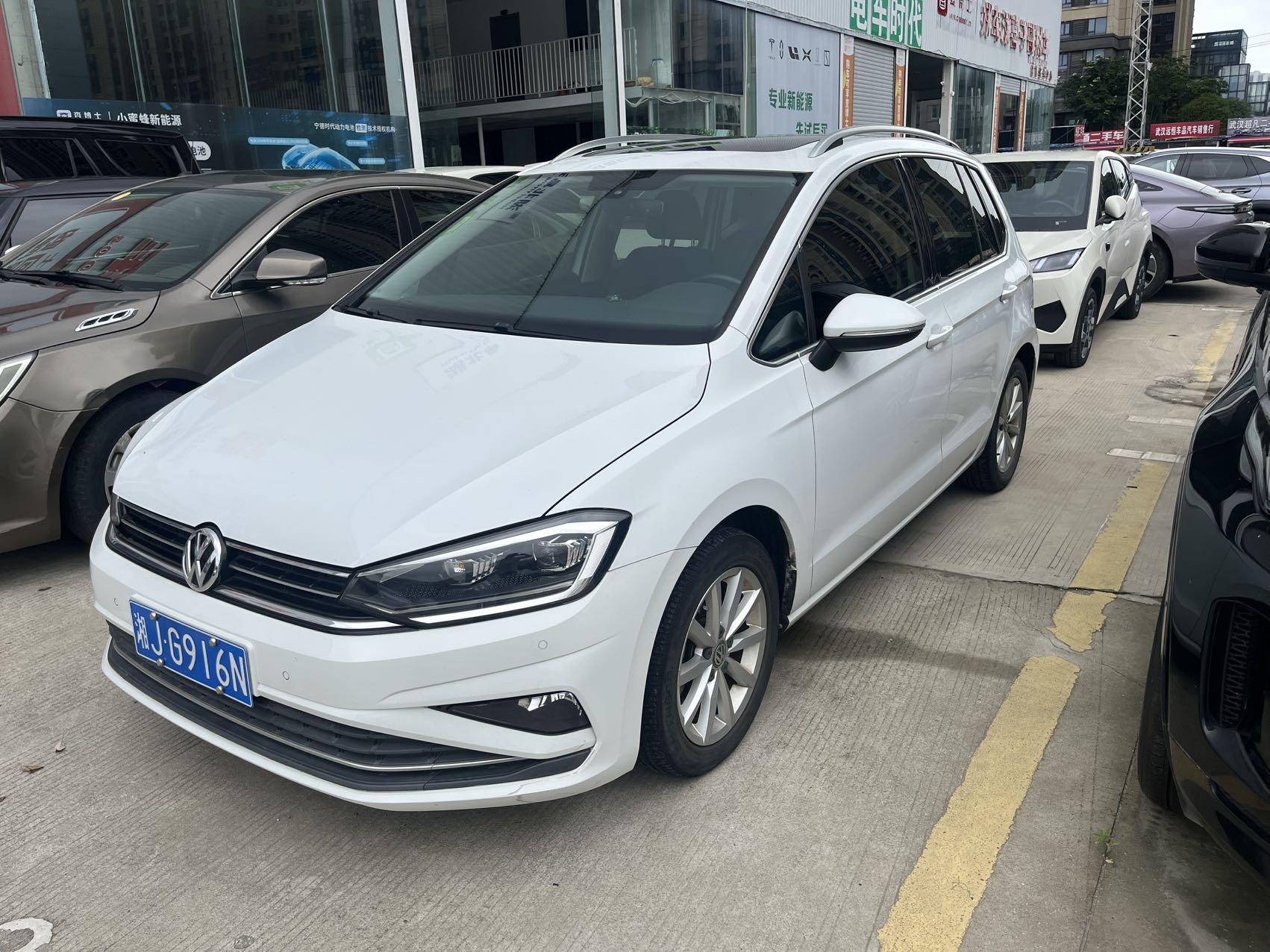 大众 高尔夫·嘉旅 2019 汽车图片 