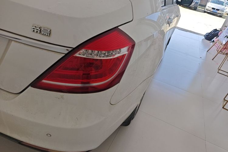 GEELY Emgrand 2016 #8 GEELY Emgrand 2016 car image #8