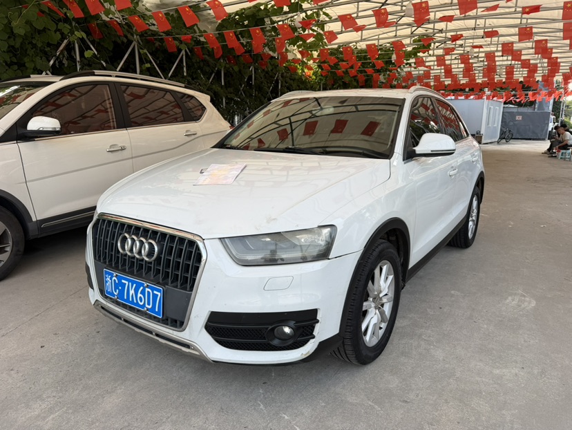 Audi Q3 2014 Audi Q3 2014 صورة سيارة