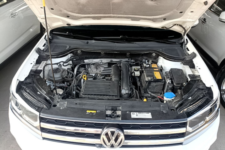 Volkswagen Tharu 2019 car image #20