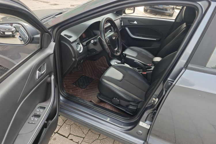 Chery Tiggo 3x 2018 car image #16