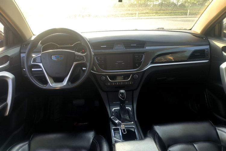 GEELY Emgrand 2017 car image #10