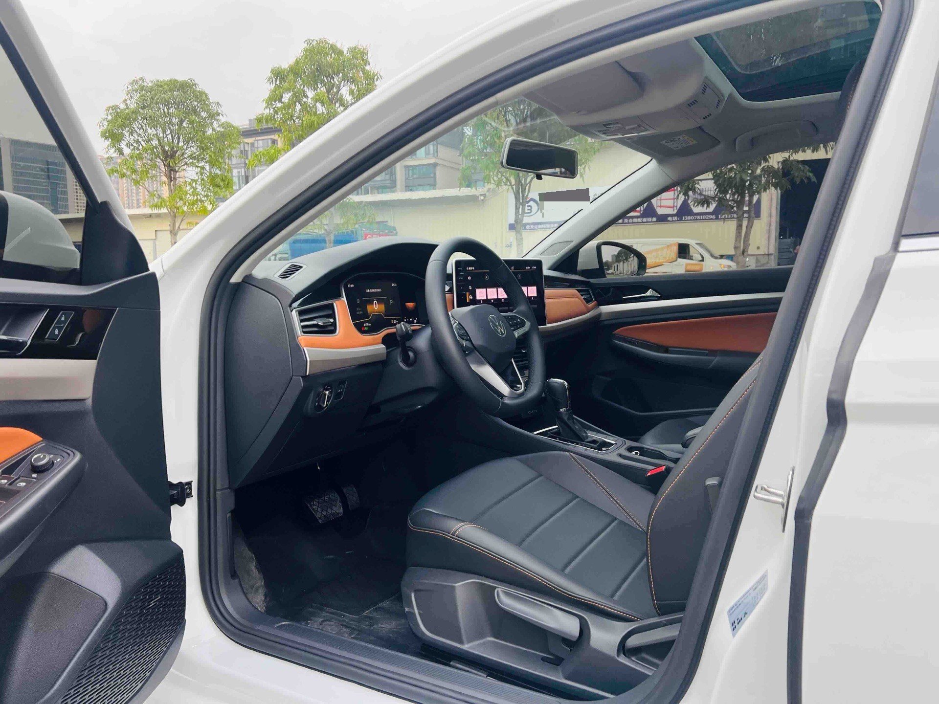 2024 car image #5