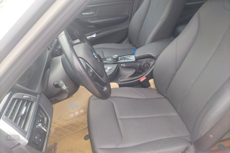 BMW 3 Series 2017 #17 BMW 3 Series 2017 car image #17