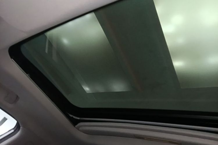 GEELY Vision X6 2022 immagine di auto #18