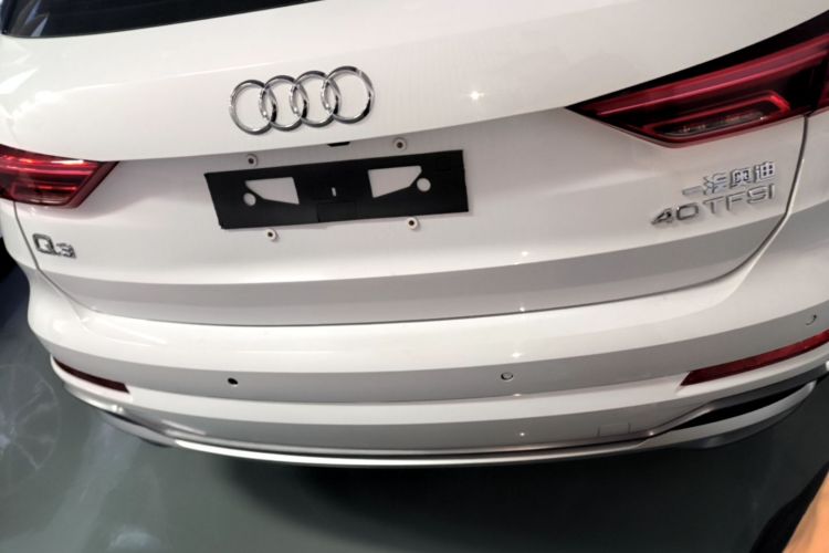 Audi Q3 2021 #6 Audi Q3 2021 car image #6