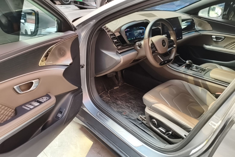 BYD Han 2022 car image #16