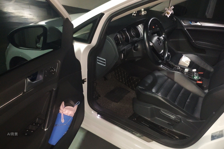 Volkswagen Golf 2015 immagine di auto #18