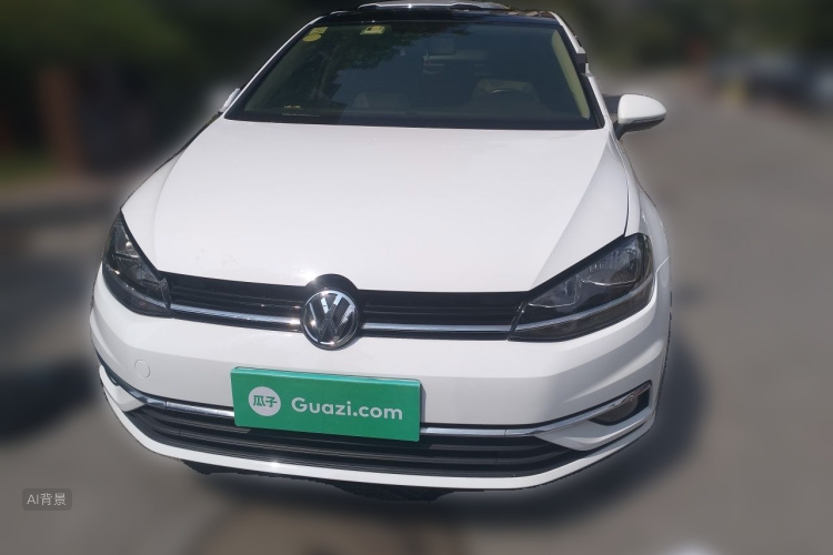 Volkswagen Golf 2018 car image #3