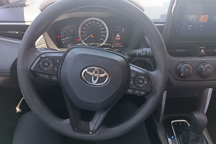 Toyota Corolla Cross 2022 car image #11