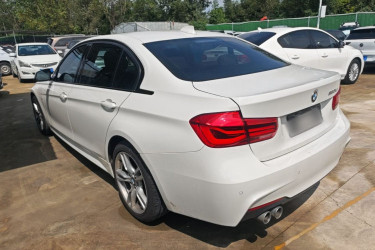 BMW 3 Series 2018 #7 BMW 3 Series 2018 car image #7