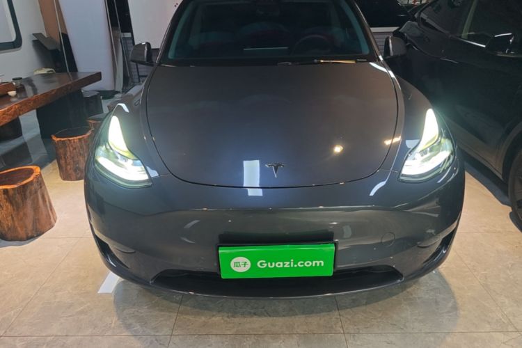 Tesla Model Y 2022 car image #3