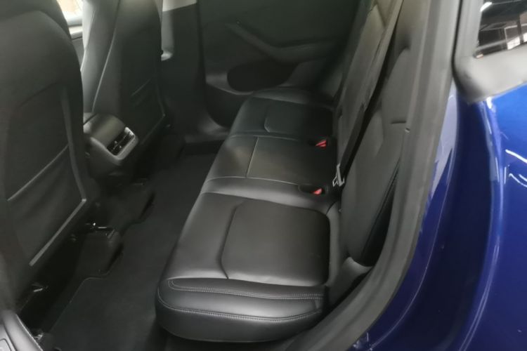 Tesla Model Y 2022 #13 Tesla Model Y 2022 car image #13