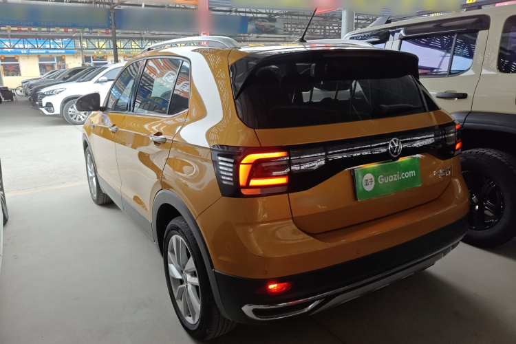 Volkswagen T-Cross 2020 immagine di auto #5