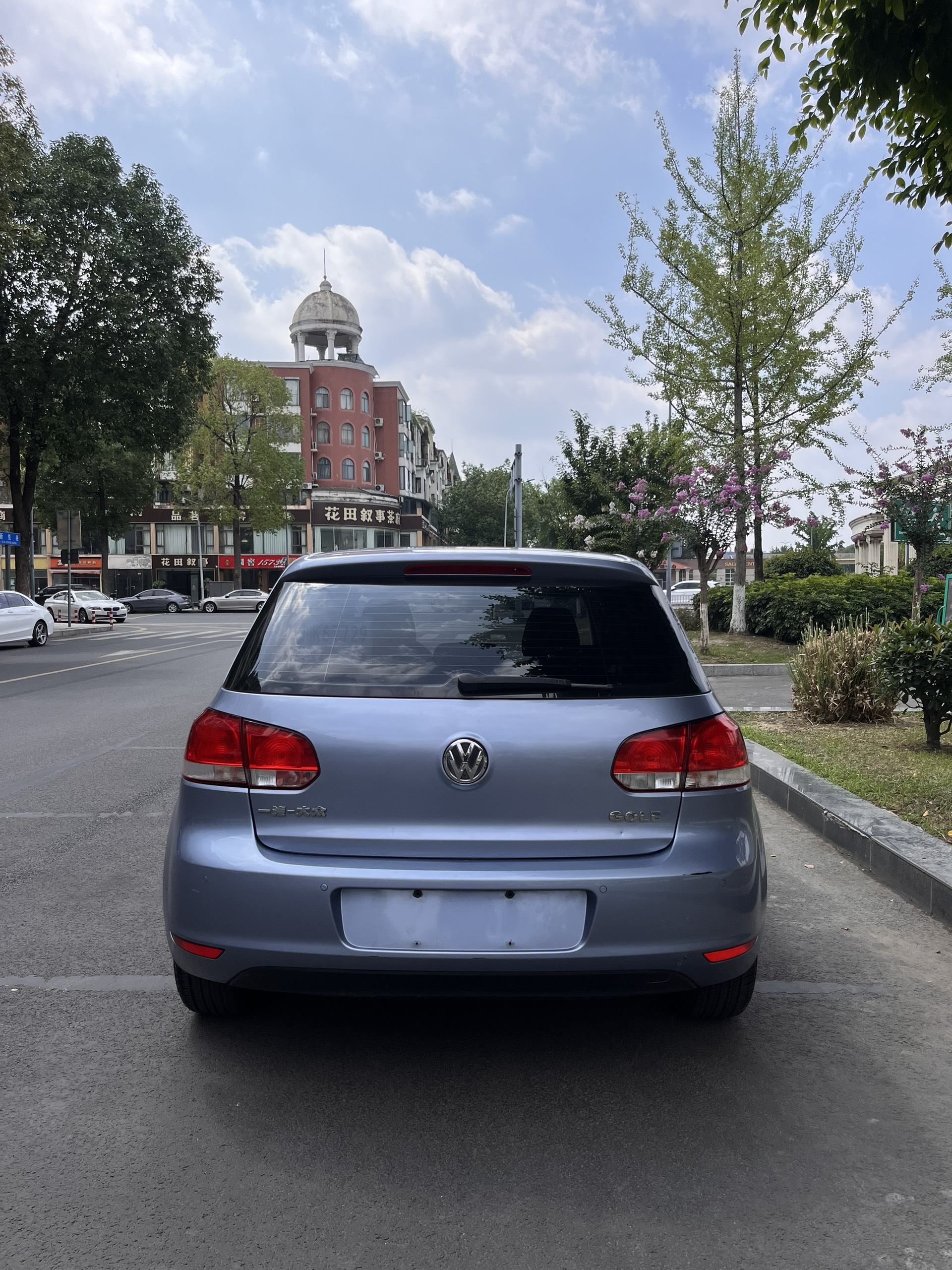 Volkswagen Golf 2012 car image #10