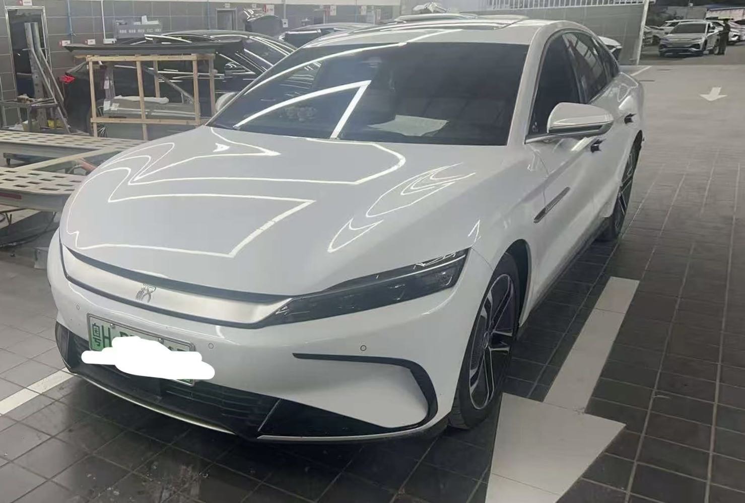 BYD Han 2023 car image 