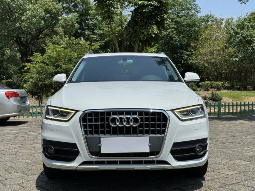 Audi Q3 2015 #2 Audi Q3 2015 car image #2