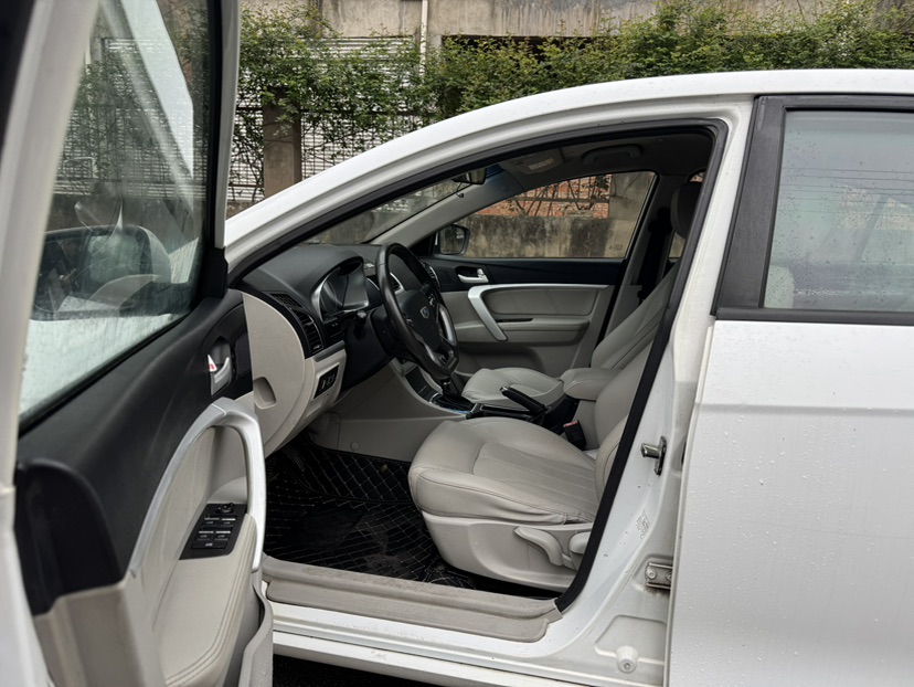 GEELY Emgrand 2016 #6 GEELY Emgrand 2016 car image #6