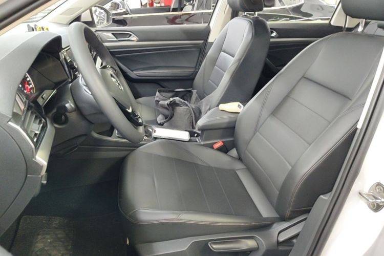 Volkswagen Lavida 2019 #15 Volkswagen Lavida 2019 car image #15