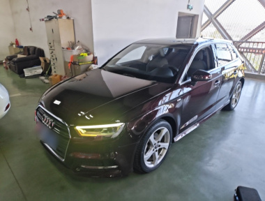 Audi A3 2019 car image 