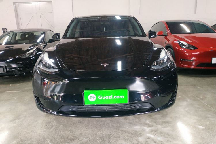 Tesla Model Y 2023 #3 Tesla Model Y 2023 car image #3