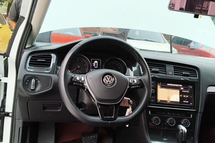 Volkswagen Golf 2019 #15 Volkswagen Golf 2019 صورة سيارة #15