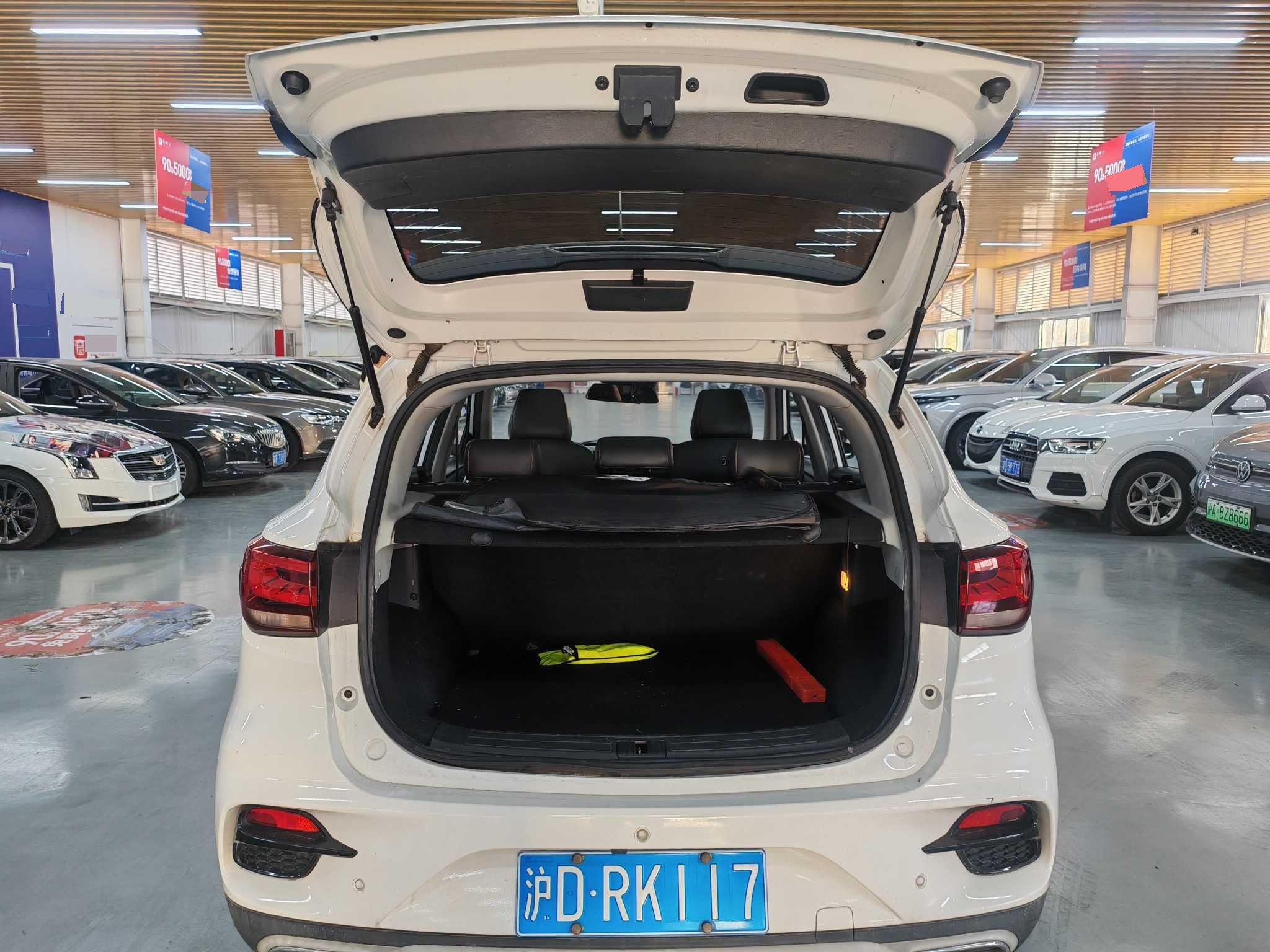 MG ZS 2020 car image #12