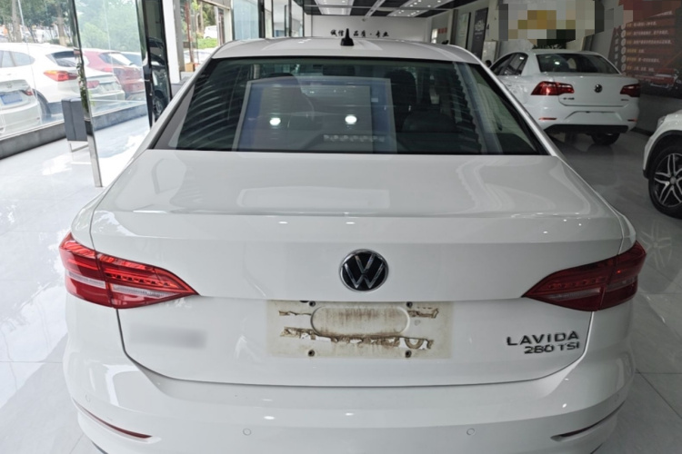 Volkswagen Lavida 2020 car image #6
