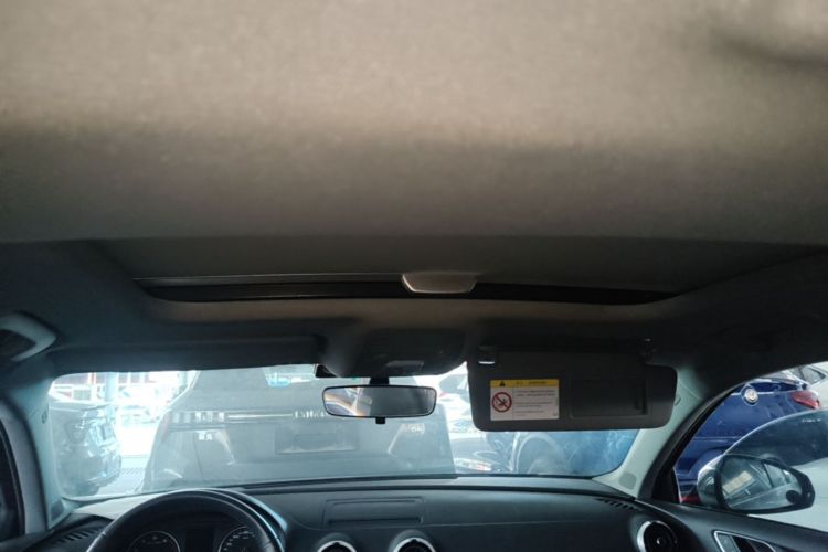 Audi A3 2019 car image #18