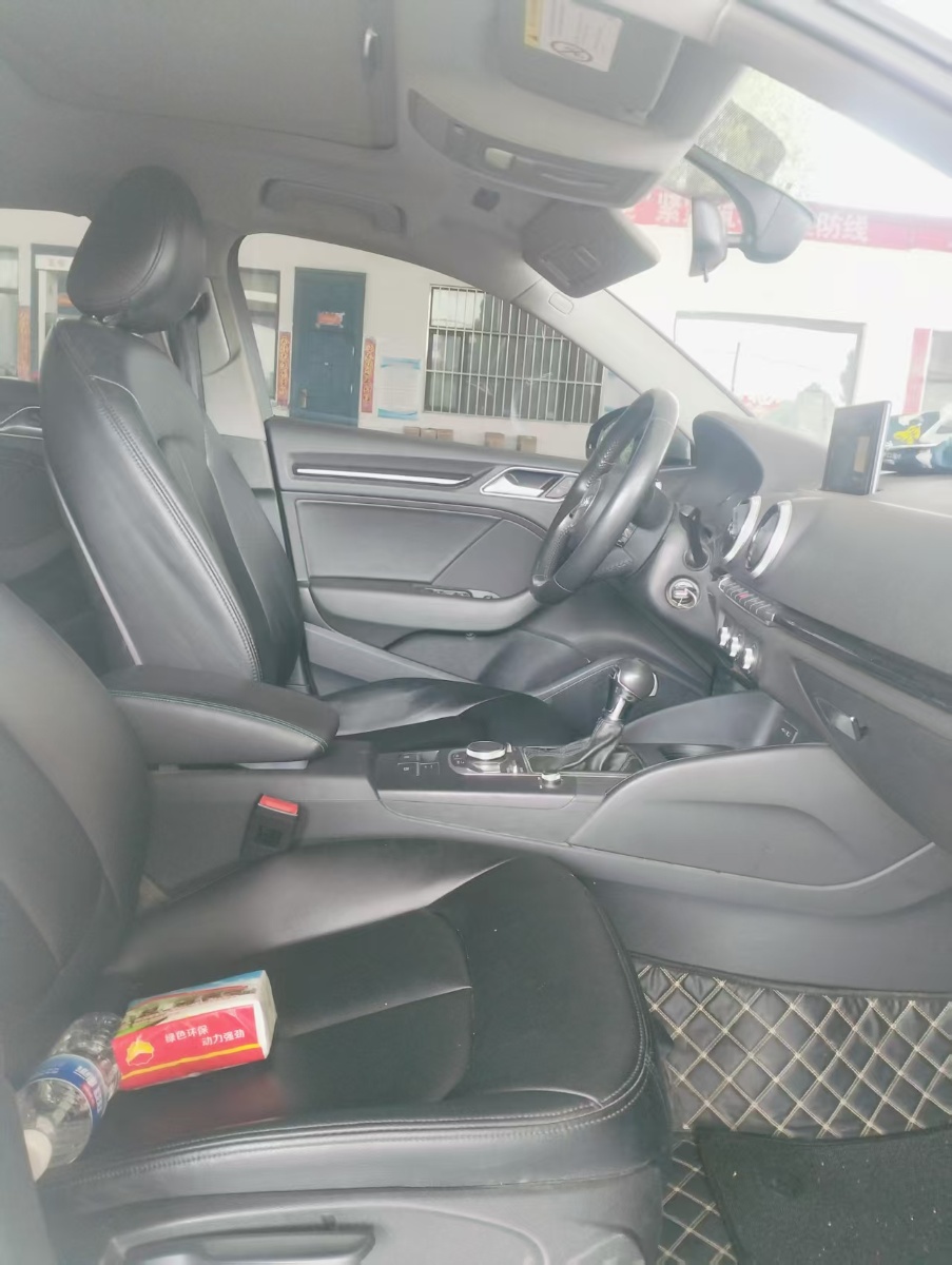 Audi A3 2018 car image #4
