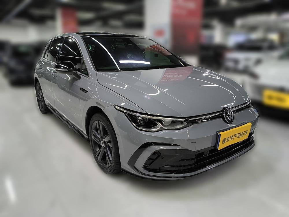 Volkswagen Golf 2024 imagen de coche #2