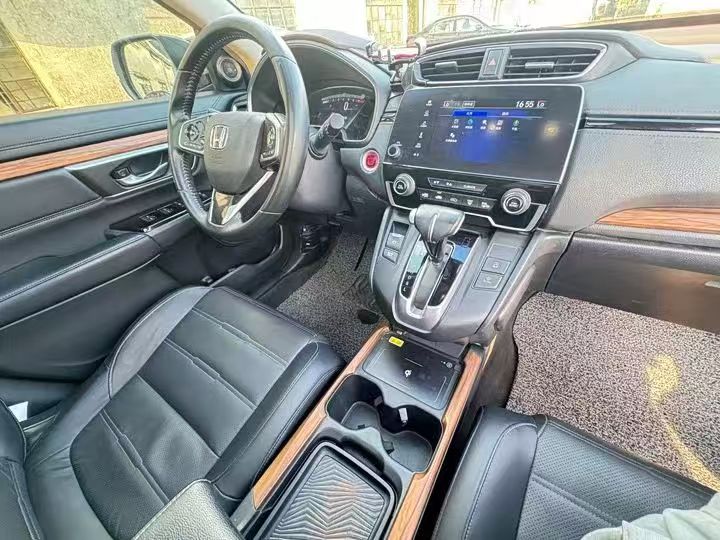 Honda CR-V 2022 #2 Honda CR-V 2022 car image #2