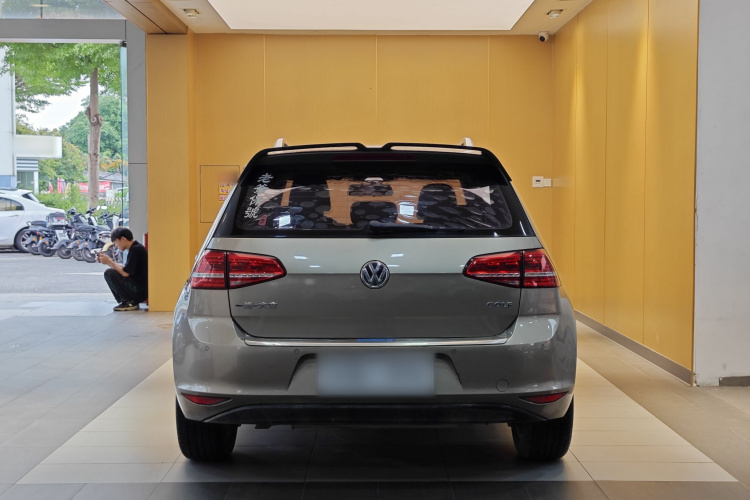 Volkswagen Golf 2016 car image #4