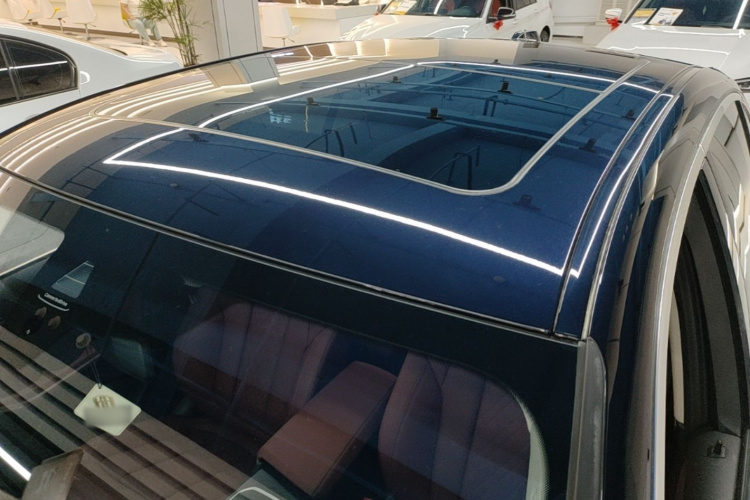 BMW 3 Series 2025 car image #25