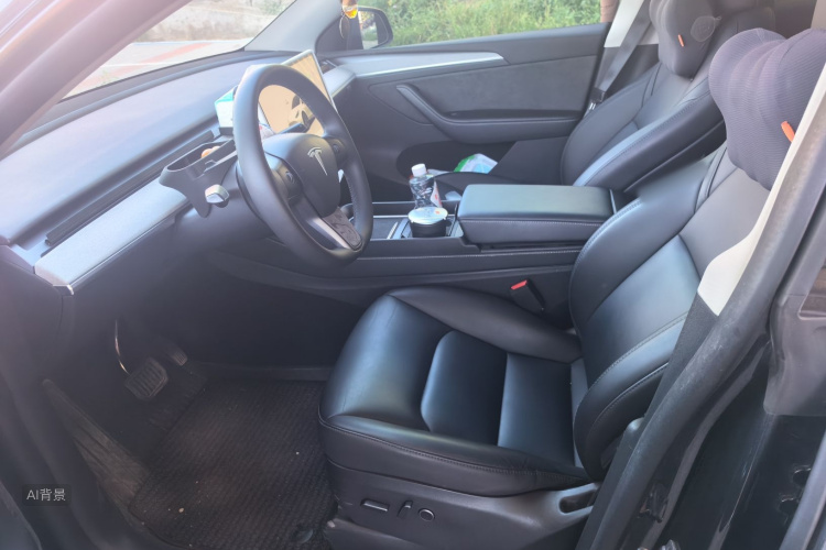 Tesla Model Y 2024 #17 Tesla Model Y 2024 car image #17