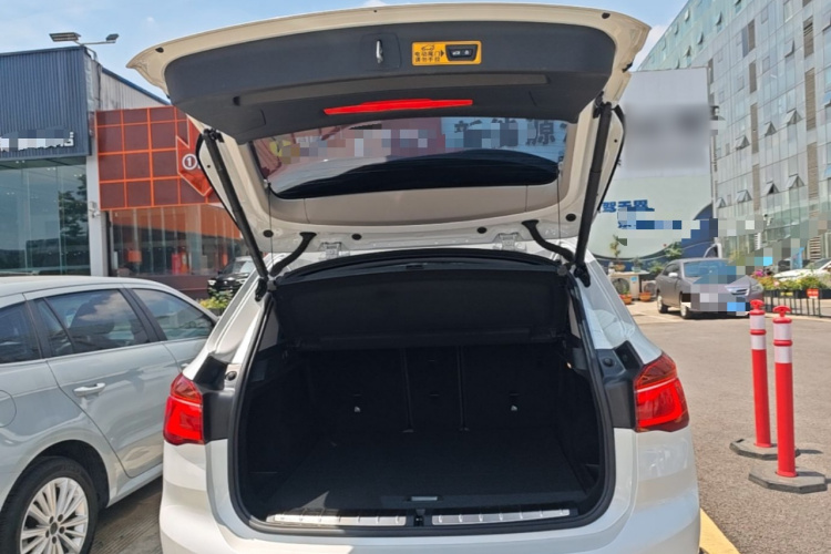 BMW X1 2019 immagine di auto #19