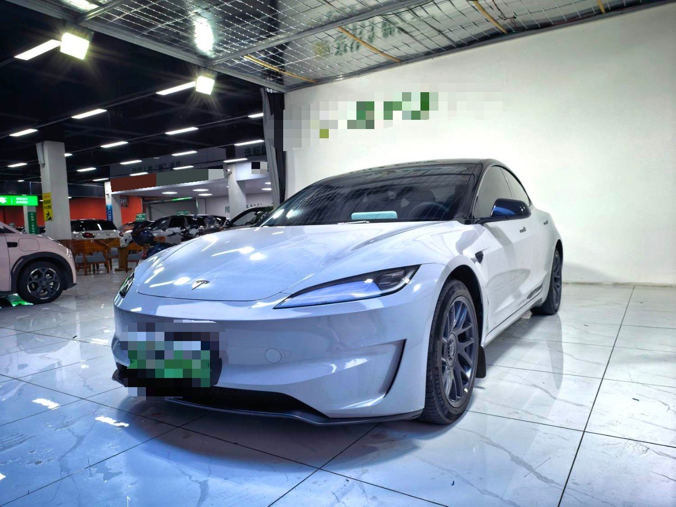 Tesla Model 3 2024 car image 