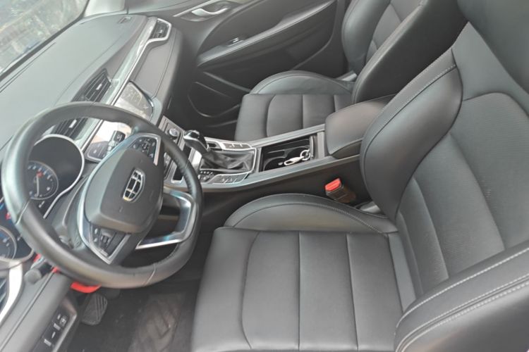 GEELY Emgrand 2020 #15 GEELY Emgrand 2020 imagen de coche #15