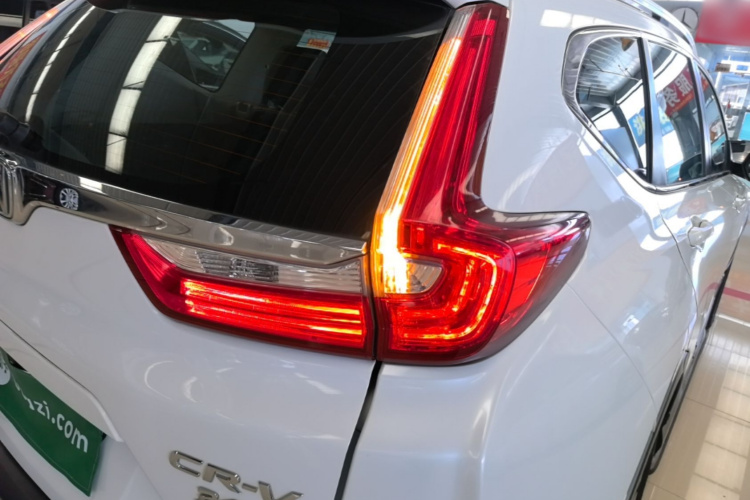 Honda CR-V 2019 #8 Honda CR-V 2019 car image #8