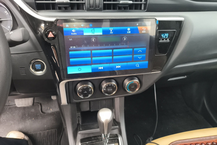 Toyota Corolla 2019 immagine di auto #17