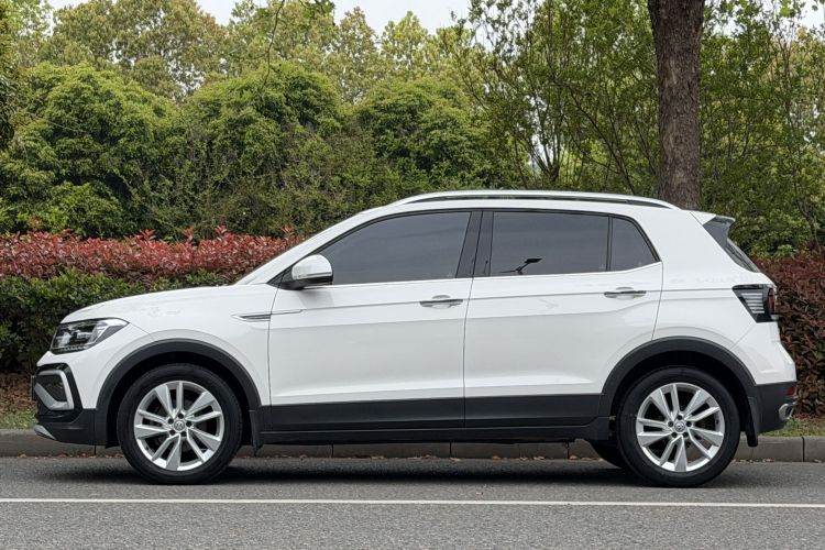 Volkswagen T-Cross 2020 car image #9