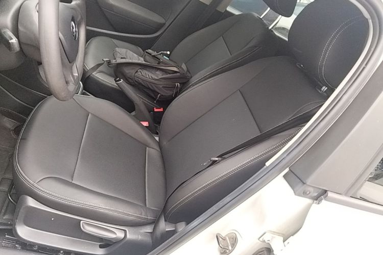 Volkswagen Polo 2019 #15 Volkswagen Polo 2019 car image #15